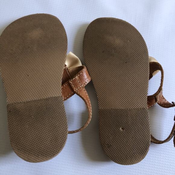 Grecian Handmade Leather Bow Sandals - Picture 7 of 9